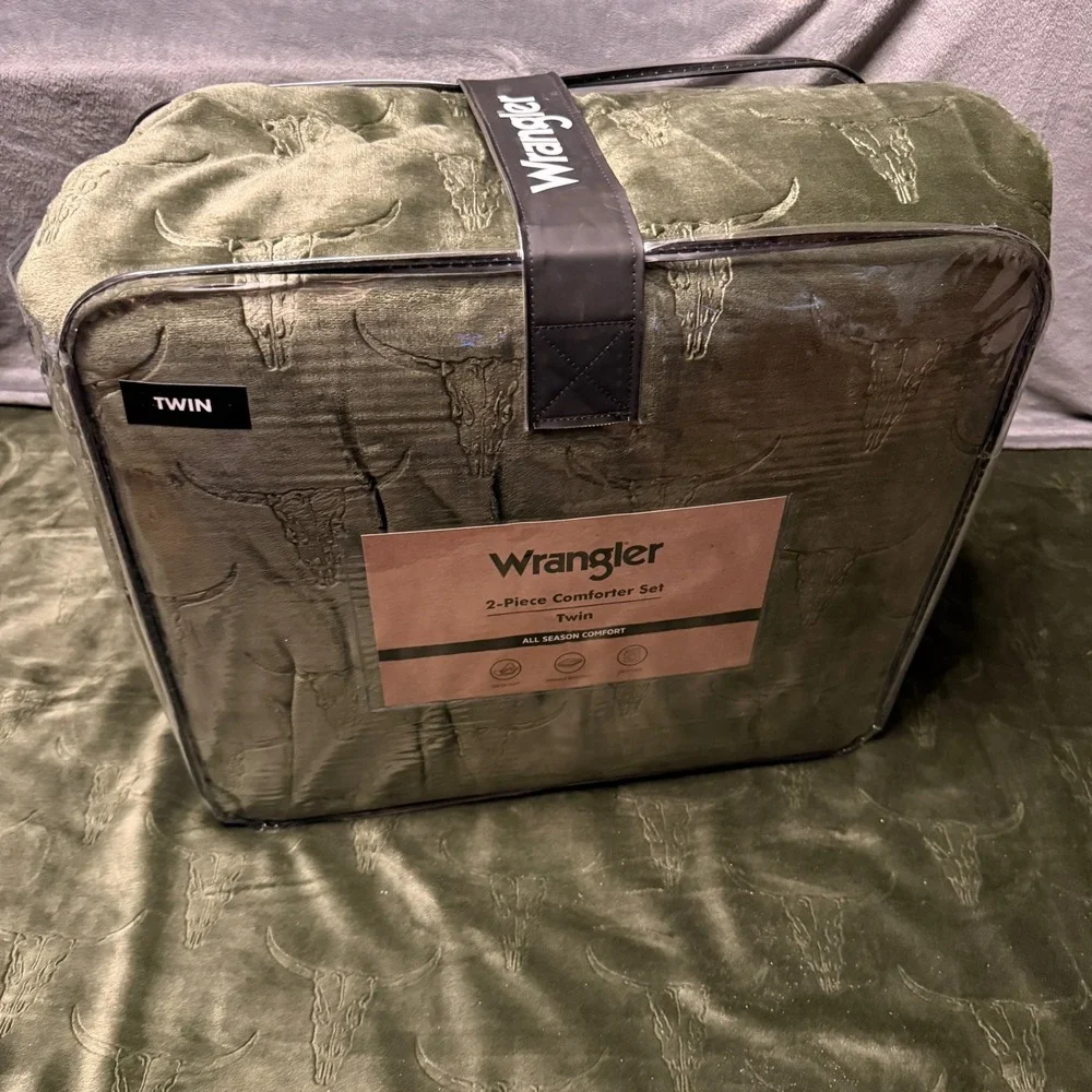 Wrangler Comforter Set Twin Olive Green NEW Plush Longhorn Skull Western